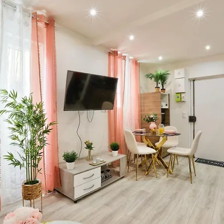Le Nid Douillet Confortable A 5 Min Du Stade De France Et Proche De L'aeroport Cdg Appartement *